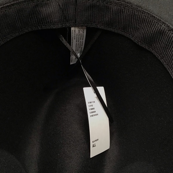 Black Fedora Winter Brim Hat Gold Hardware Boho - Picture 4 of 5